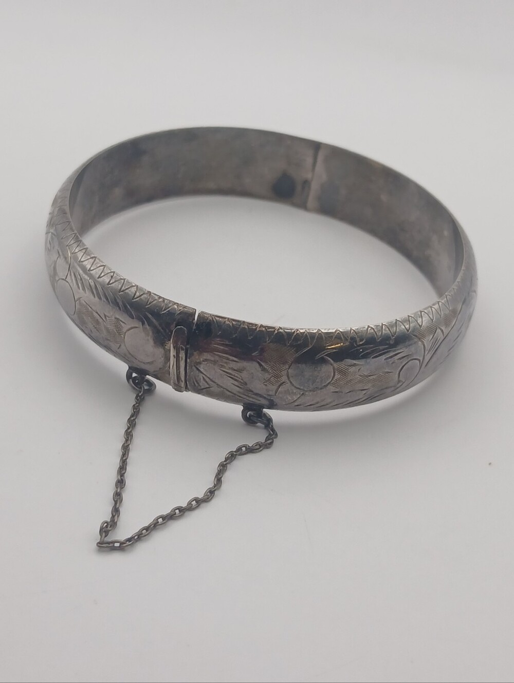 Vintage Silver Marked 925 Clamper Size 7 Bracelet